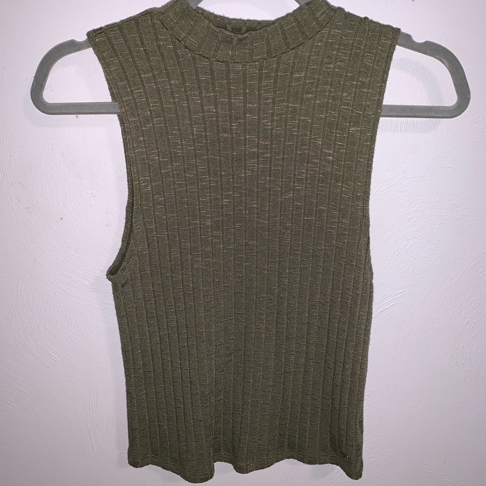 American Eagle sleeveless sweater
